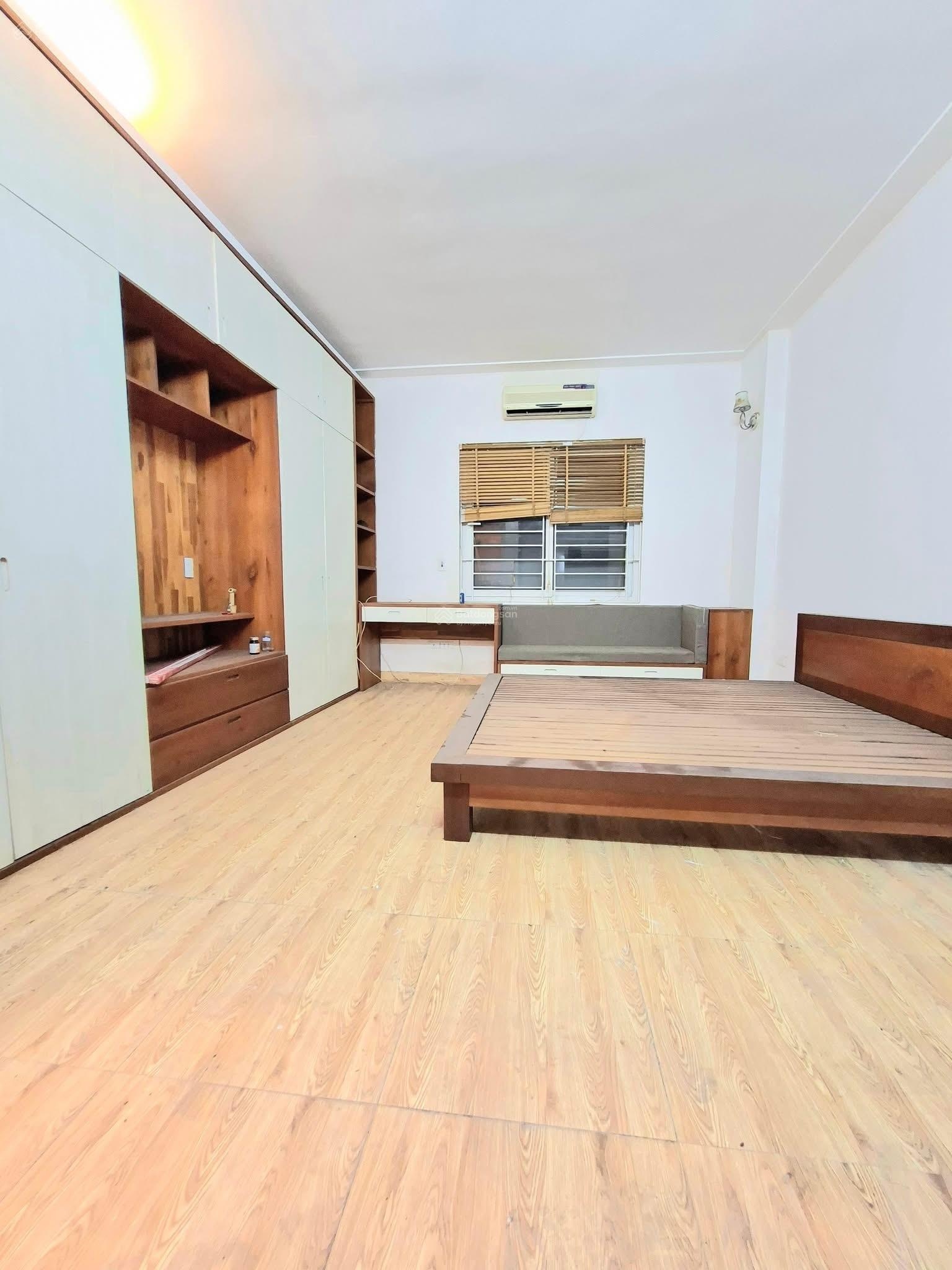 Bán căn nhà duy nhất, 40m2 ,6 tầng , mt 5m ,có ô chờ thang máy , thiết kế hiện đại đầy đủ công năng