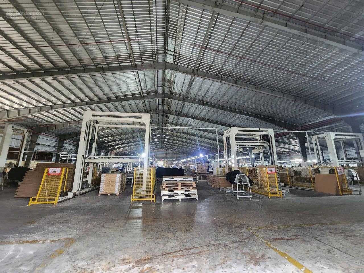 Nhà Xưởng Mặt Tiền Đường Chính KCN Biên Hòa 2 Đồng Nai