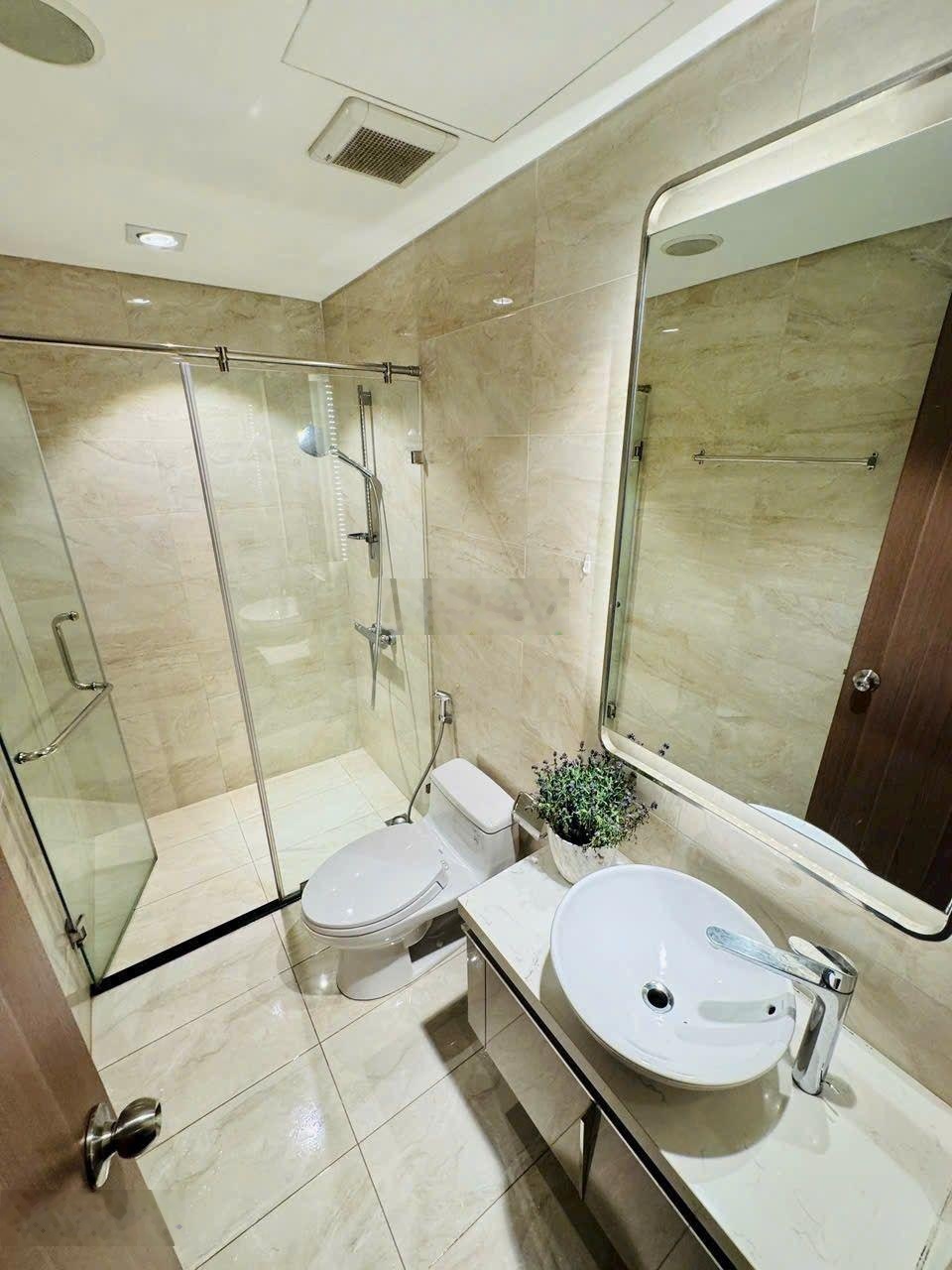 Landmark 81 view Vip hướng ra tòa Marina siêu đẹp