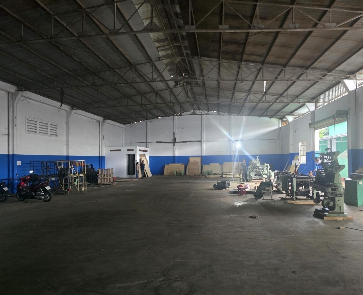 Cho thuê kho, xưởng 370m2 giá 32tr/th, đường xe công 40F Tây Thạnh