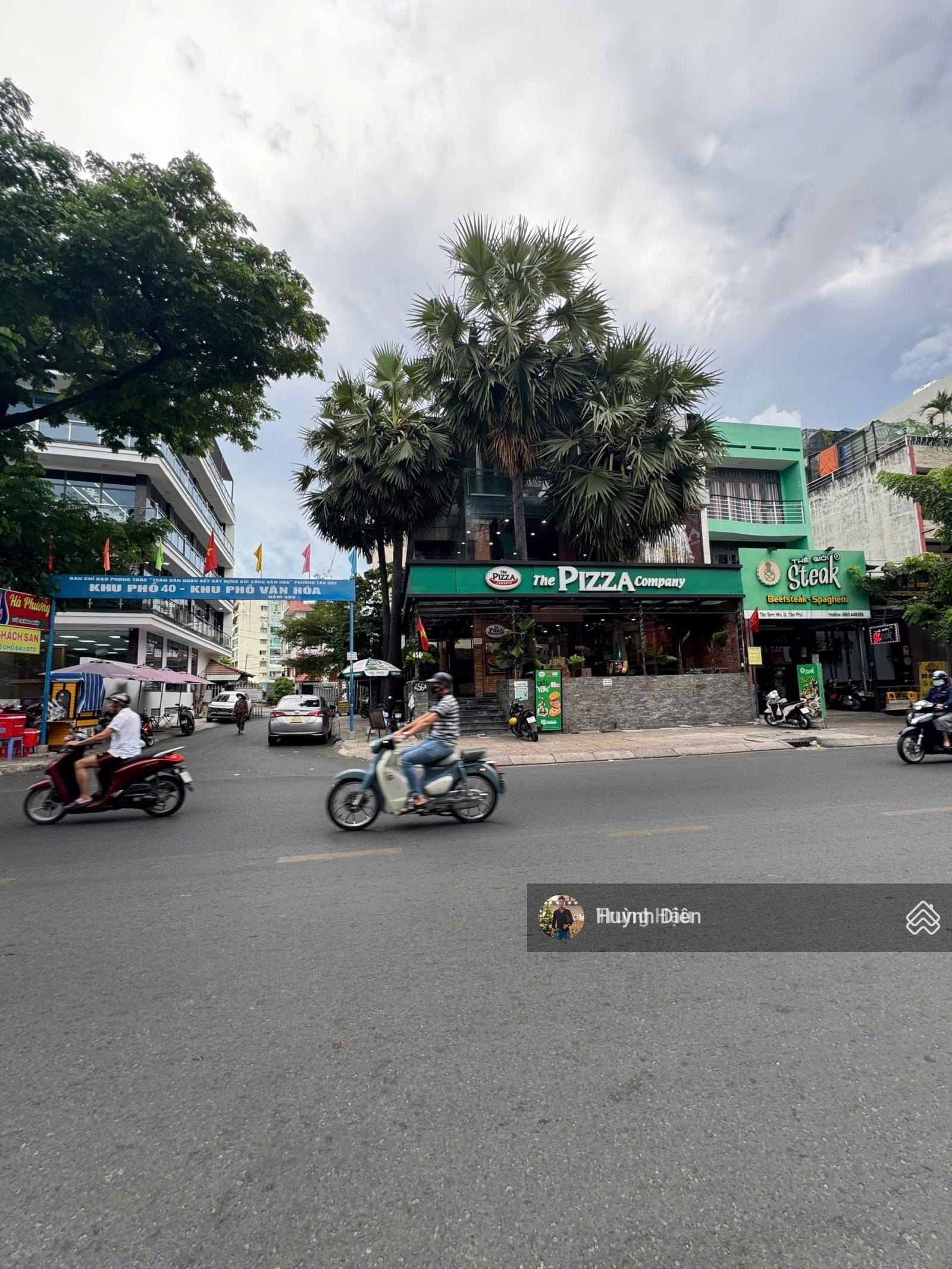 Phố ẩm thực Tân Phú, siêu phẩm góc 2 mặt tiền đường Tân Sơn Nhì 11.5x20m đoạn đẹp nhất cung đường