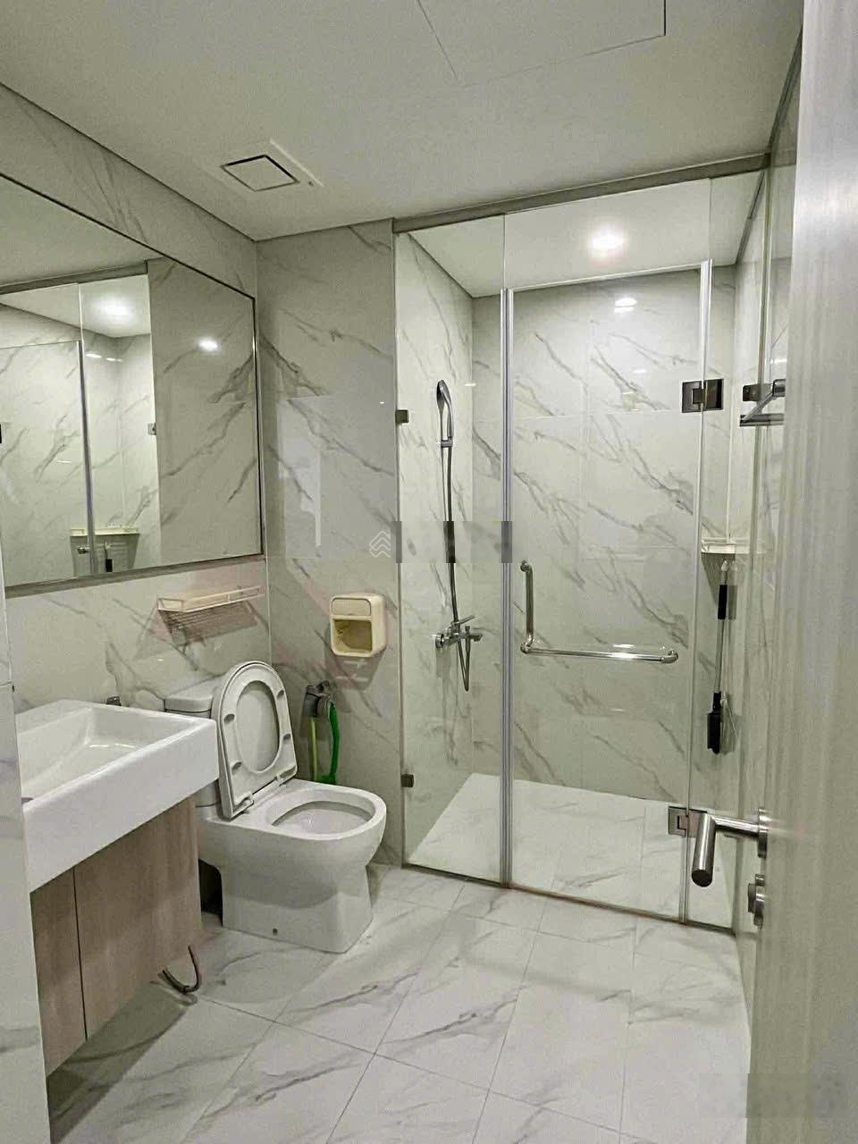 Cần tiền bán gấp căn 1 ngủ + tòa C Masteri giá 4 tỷ 600 bao hết thuế phí nhà đẹp sẵn hợp đồng thuê