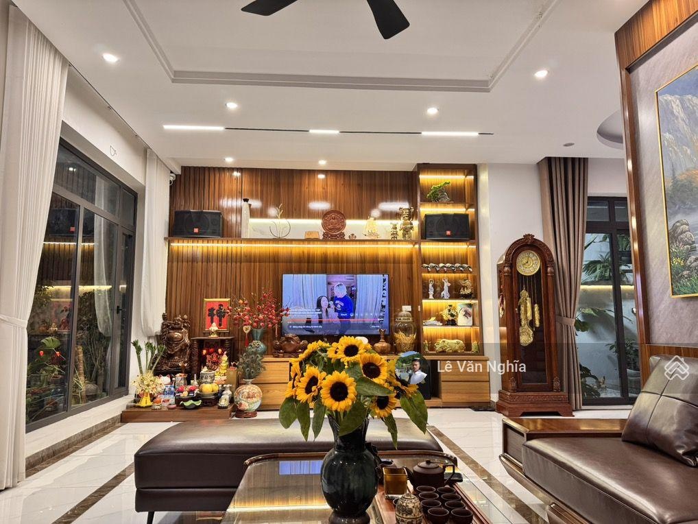 Bán biệt thự KĐT mới Cầu Bươu 127m, mặt tiền 8.1m, gần BV K Tân Triều Nguyễn Xiển, giá 24 tỷ, KD.