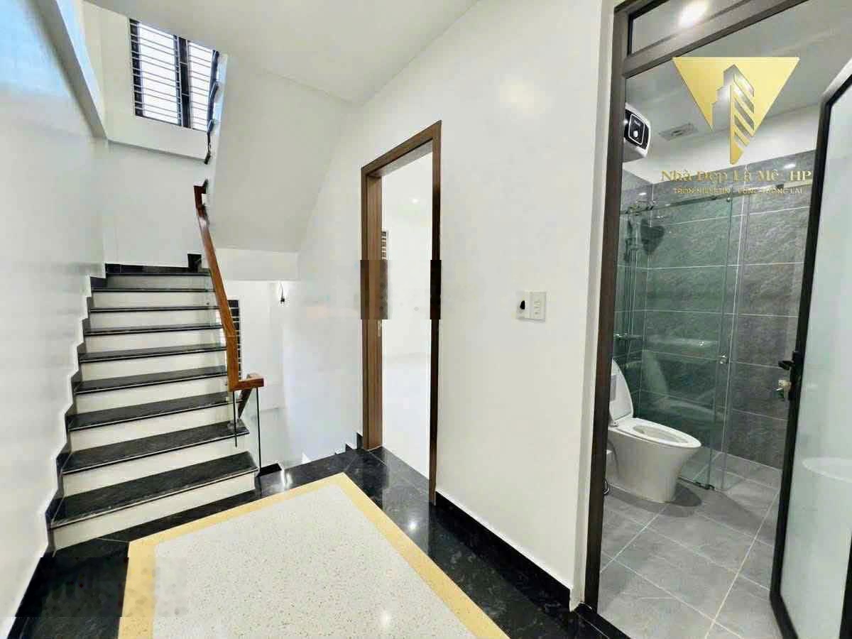 Cho thuê nhà tại thiên lôi mới tinh - cách mặt đường vài bước chân - ở gia đình hết ý