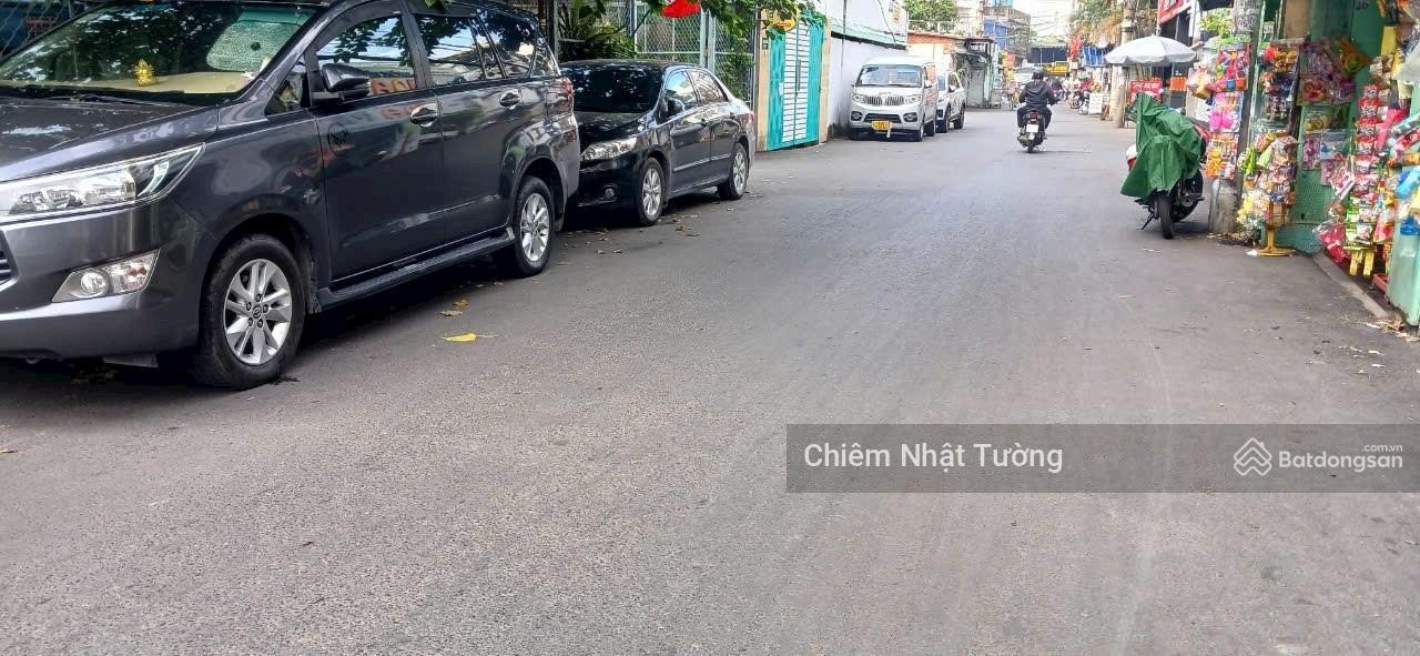 Nhà bán hẻm như mặt tiền, thông tứ tung, 5 tầng, 4,3m x 13m, nguyễn văn luông,Q6, giá hơn 8ty chút