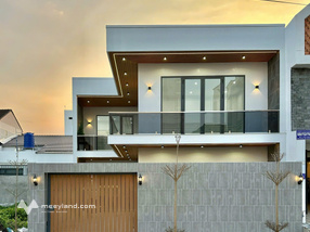 Biệt thự Hoàng Xuân Hãn, Rạch Giá, 4 ngủ, sân rộng, giá 4,7 tỷ