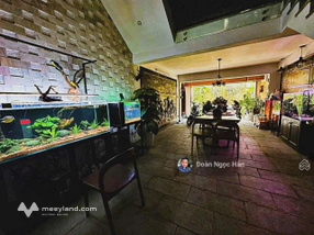 Căn biệt thự siêu đẹp ngay trường fpt