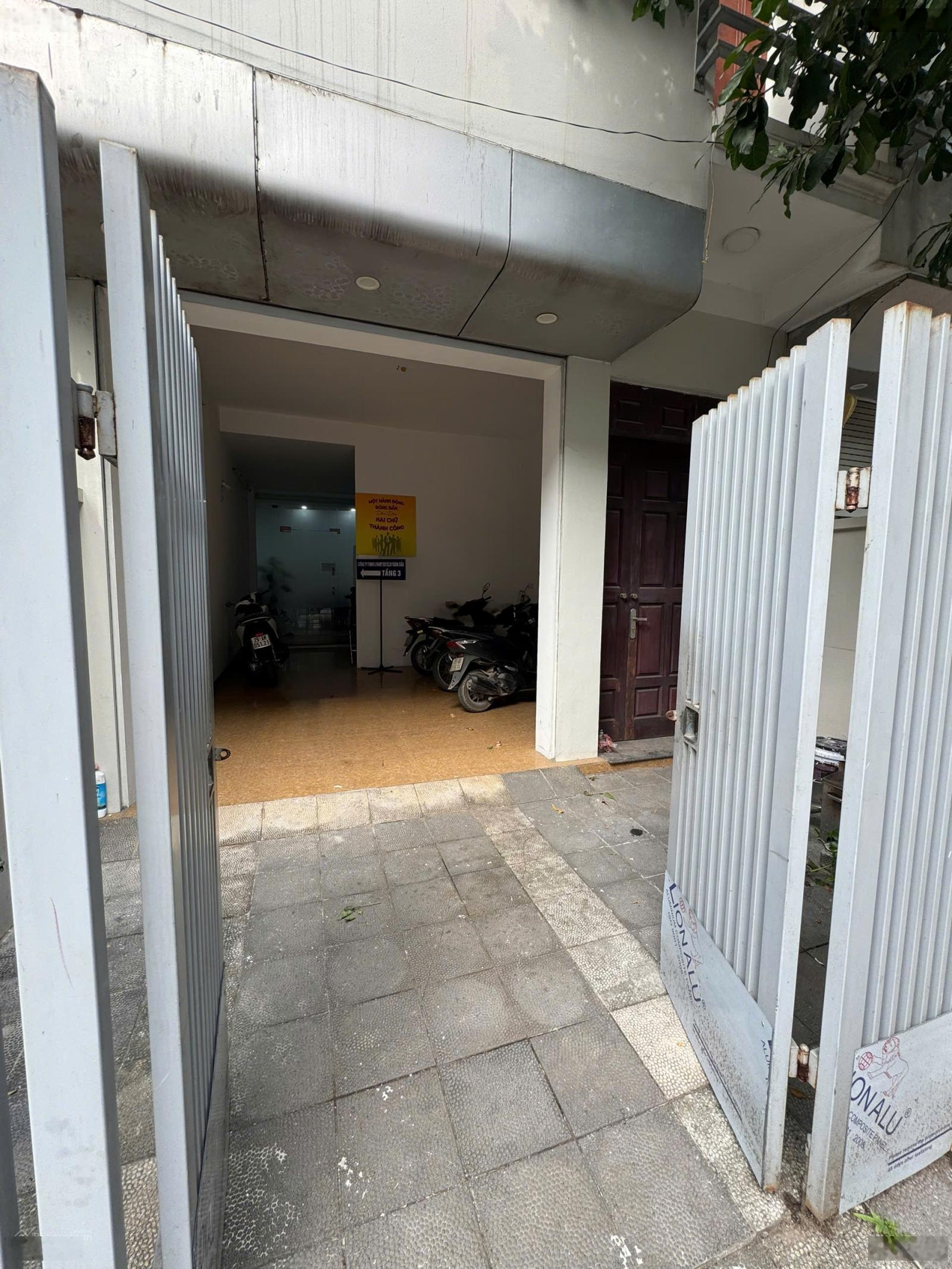 Cho thuê văn phòng tại 31 Liền kề 9 Khu đô thị Văn Khê, 4,5 triệu VND, 40 m2, uy tín, giá siêu hời