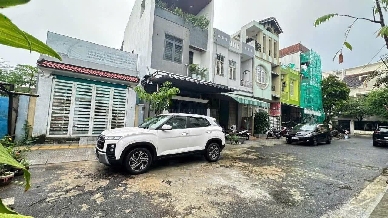 Bán lô đất Đường 5m5 TẠ MỸ DUẬT, vị trí gần biển nằm trục phố Hàn Quốc