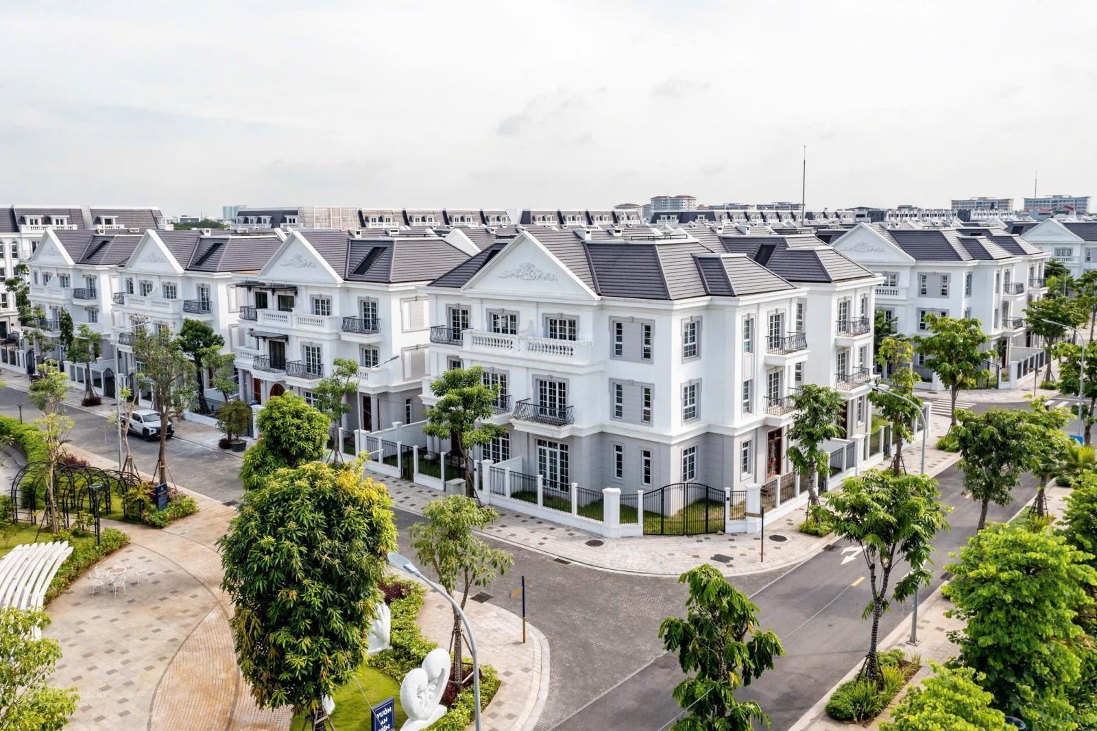 Bán suất ngoại giao liền kề Eurowindow Twin Parks Gia Lâm 15,8 tỷ căn 75m2 xây 5 tầng sổ đỏ lâu dài