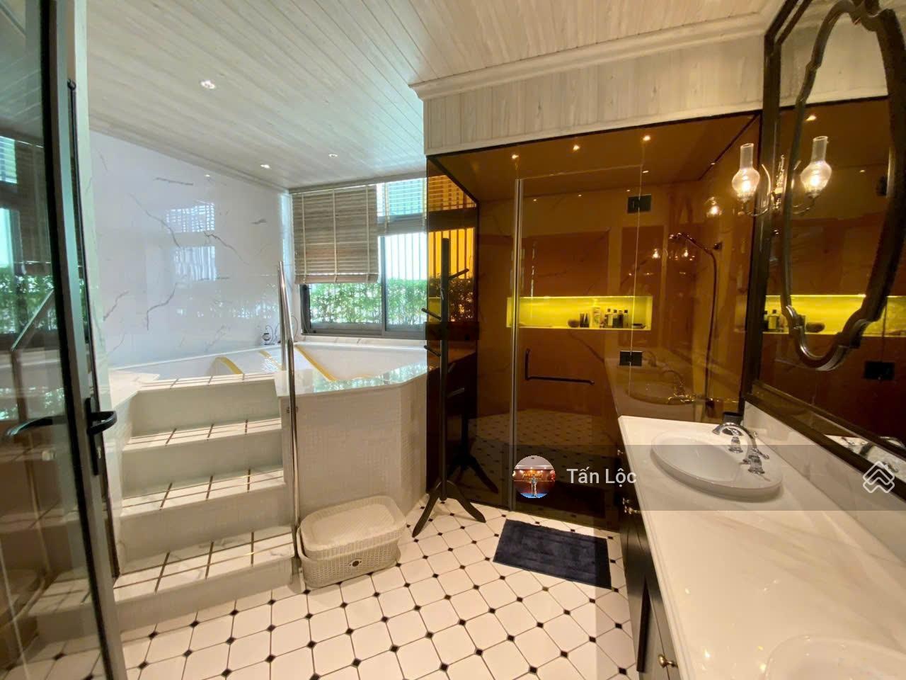 Chỉ 125 triệu/m2 - Khuôn đất Compound Trần Não , Quận 2 - 18x26 CN 480m2 -XD : 3 Tầng Giá chỉ 60 tỷ