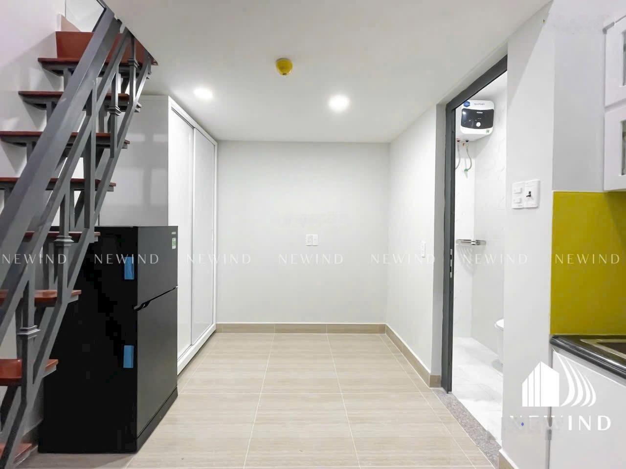 Phòng trọ có gác full tiện nghi, có bảo vệ, thang máy ngay Phú Mỹ Hưng