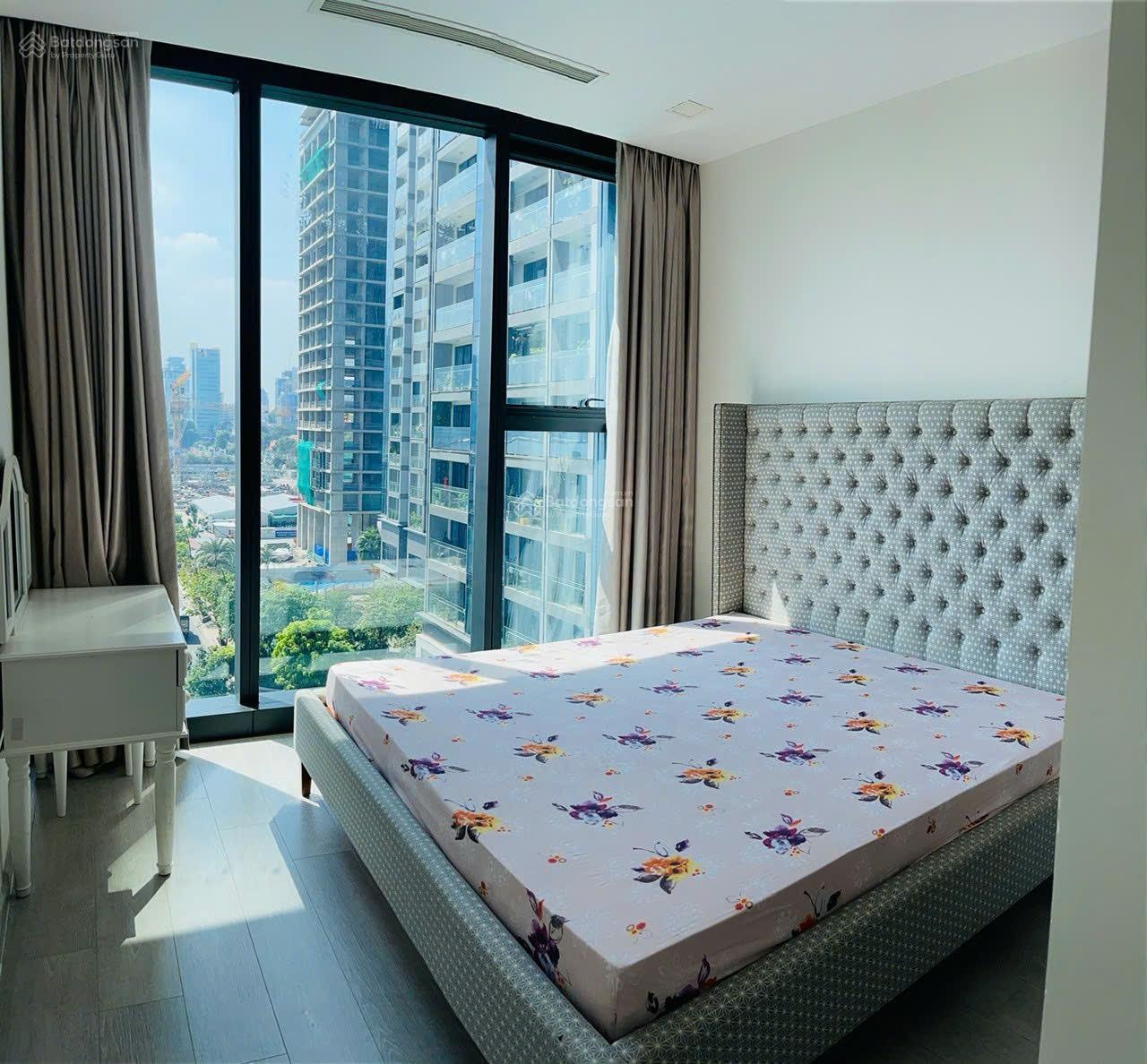Vinhomes Golden River Bason cho thuê giá rẻ - 3PN 121m2 view Bitexco vòng cung xem pháo hoa giá rẻ