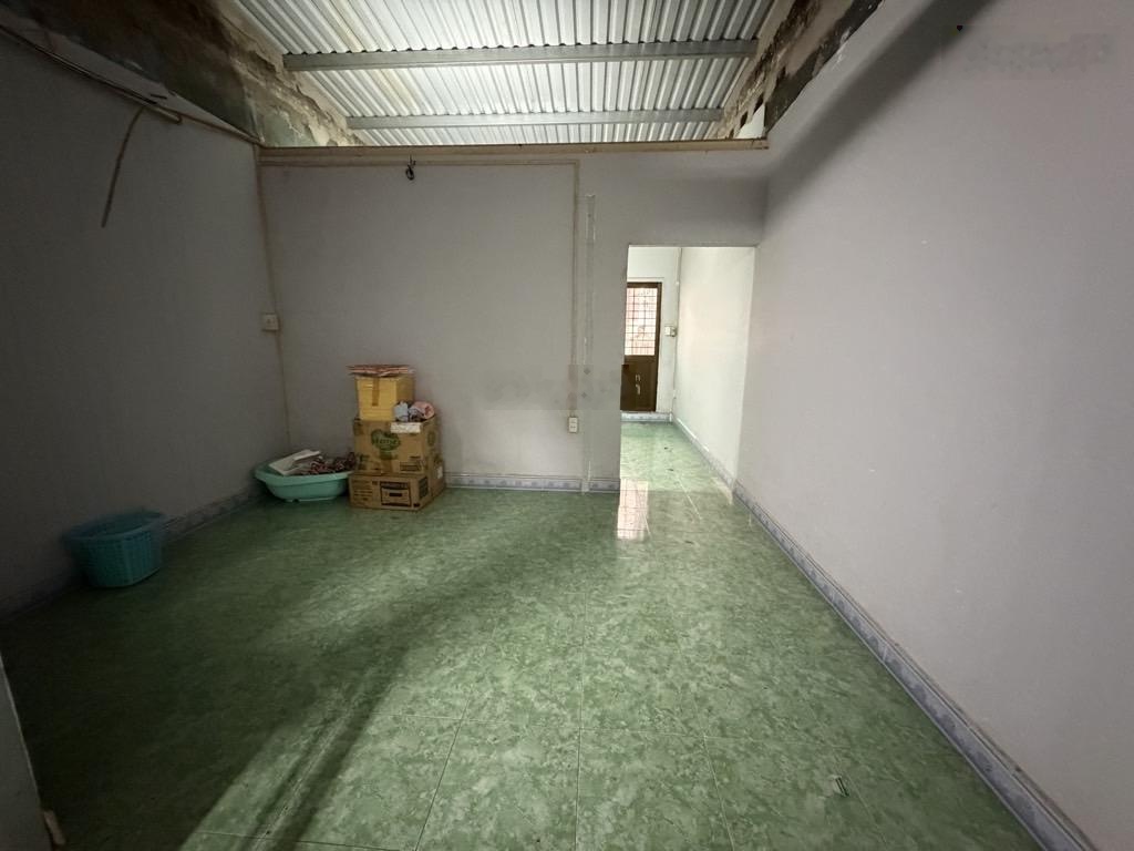 Bán nhà Quận 6, Mai Xuân Thưởng, 3 tầng, Hẻm 5m, 4,1x13m, Chỉ 7.X Tỷ