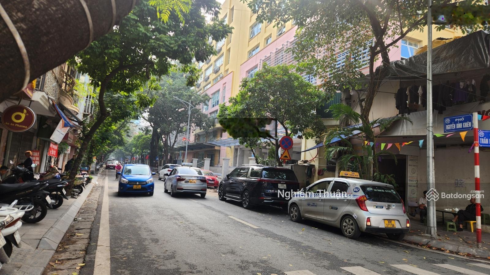 Bán nhà toà nhà 8 tầng mặt phố Bùi Thị Xuân, Hai Bà Trưng, Hà Nội. Có hầm, mặt tiền 6m. Giá tốt