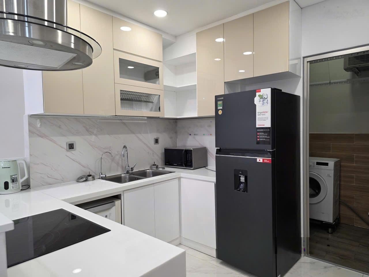 Cho thuê căn hộ cao cấp Midtown M6 C15 2 Ban công cực thoáng.