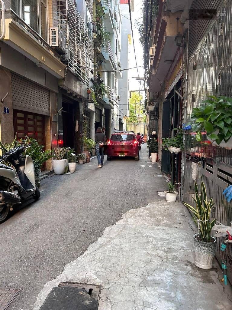 42m² LẠC LONG QUÂN_ÔTÔ vào nhà, phân lô quân đội, đường trải nhựa, uy tín.