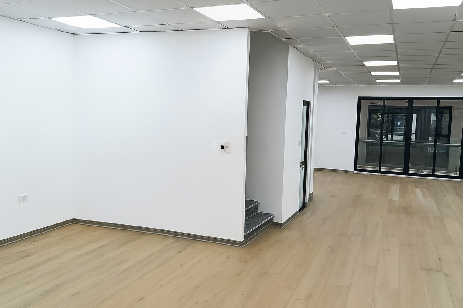 Cho thuê tầng 2 làm văn phòng tại biệt thự An Quý Villa, 12 triệu VND, Dương Nội