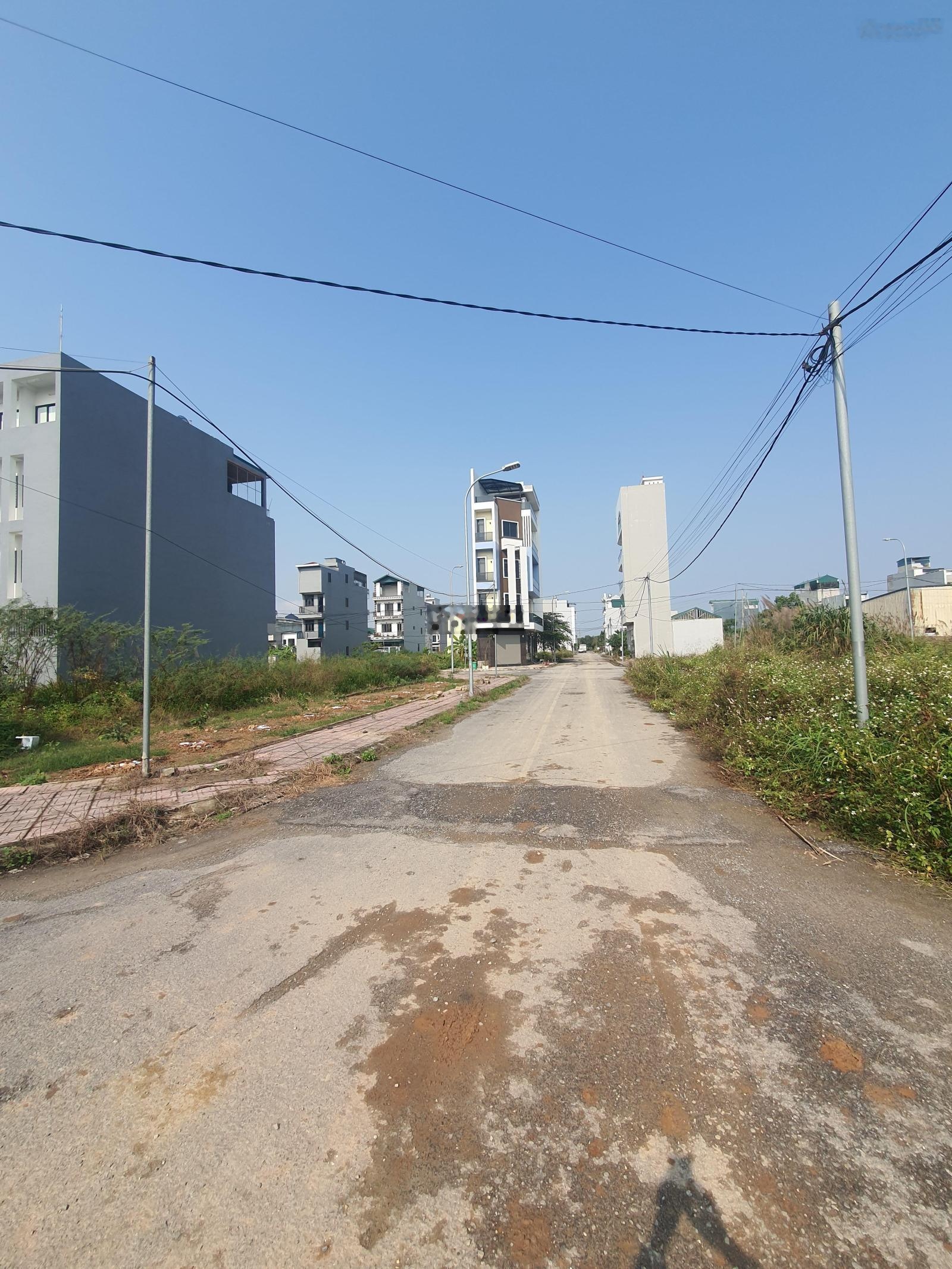 Chỉ 7tỷ lô dịch vụ Lại Yên - Diện tích 50,3m2 cách 50m ra đường 40m nối 3.5 và Trịnh Văn Bô