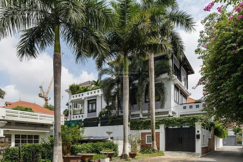 SIÊU KHỦNG - RẺ VÔ ĐỊCH ! Đất ngay Trần Não, Quận 2 - DT 17 X 30m - CTXD hầm 5 tầng - Giá 75 tỷ