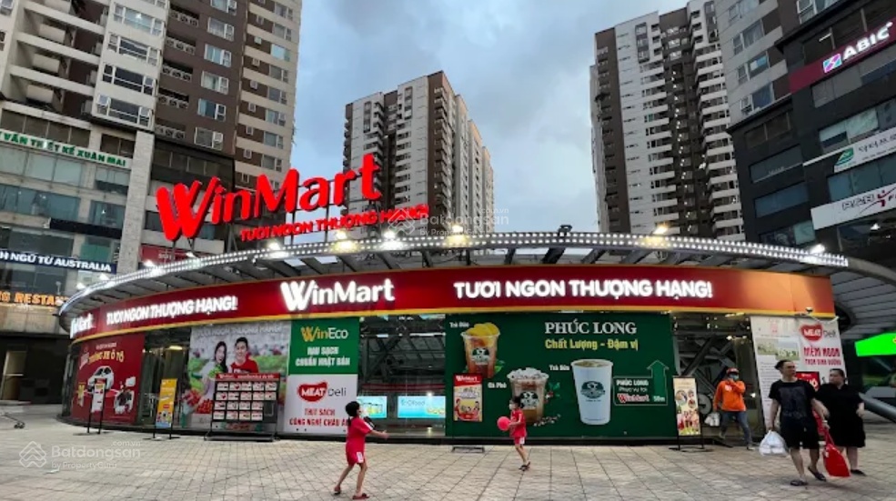 Cho thuê nhà mặt phố Hoàng Đạo Thúy, mặt tiền siêu rộng, dt 240m2, giá ưu đãi