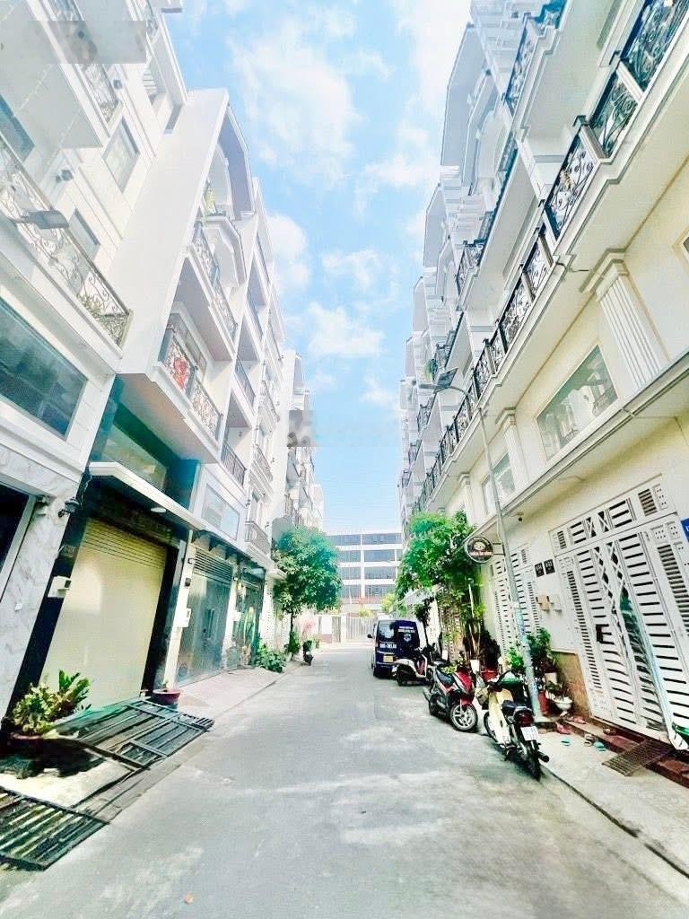 Bán lô đất nền đẹp 4m * 14m vuông vức - 1/ đường sinco xe tải đổ cửa, thông aeon tên lửa, kinh d