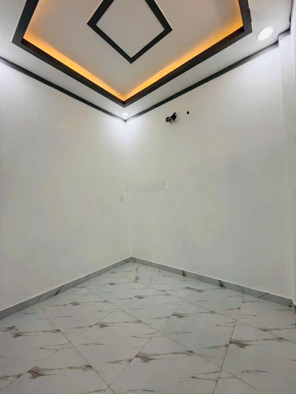 Bán nhà 1 trệt 1 lầu 60m2 sổ riêng thổ cư (p. Tân vạn) chỉ 1,850 tỷ