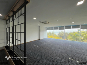 Cho thuê văn phòng đường nguyễn tất thành diện tích 240m²