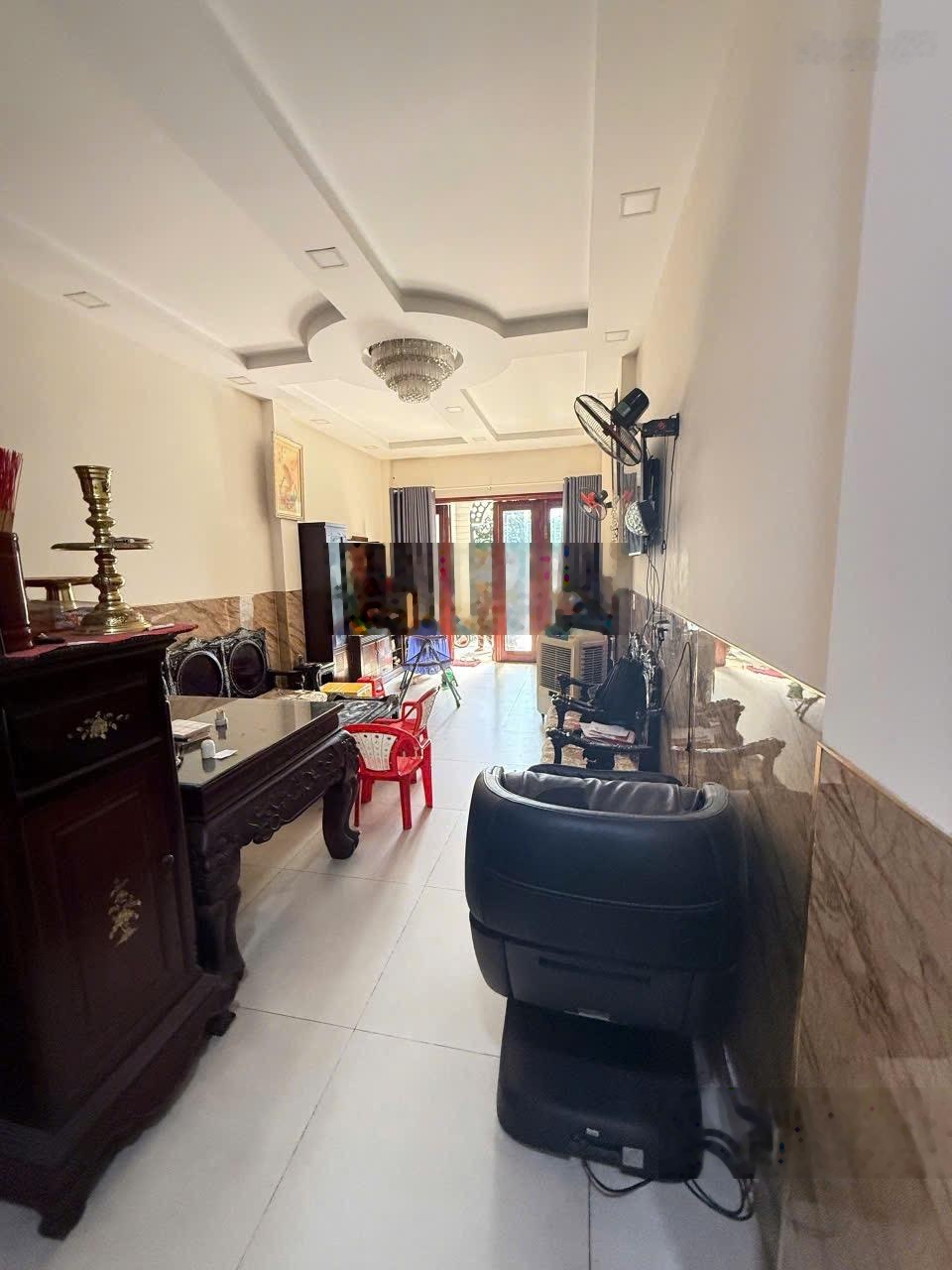 Giảm 600tr mặt tiền đường 4x18m ngay bình long tân phú