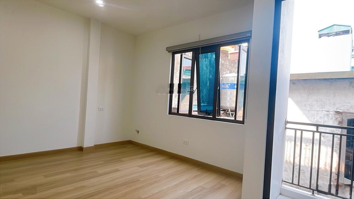 Trường chinh ô tô đỗ cửa. dt 40m ,5 tầng. giá 9 tỷ ctl