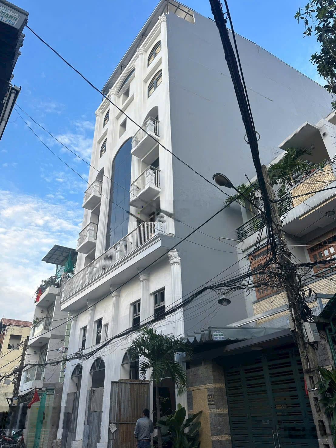 Giảm sốc 3.2 tỷ - Tòa CHDV 7 lầu HXH Bình Giã 11x22m - 77 phòng - HĐT 450 tr/tháng - Bán 61.8 tỷ