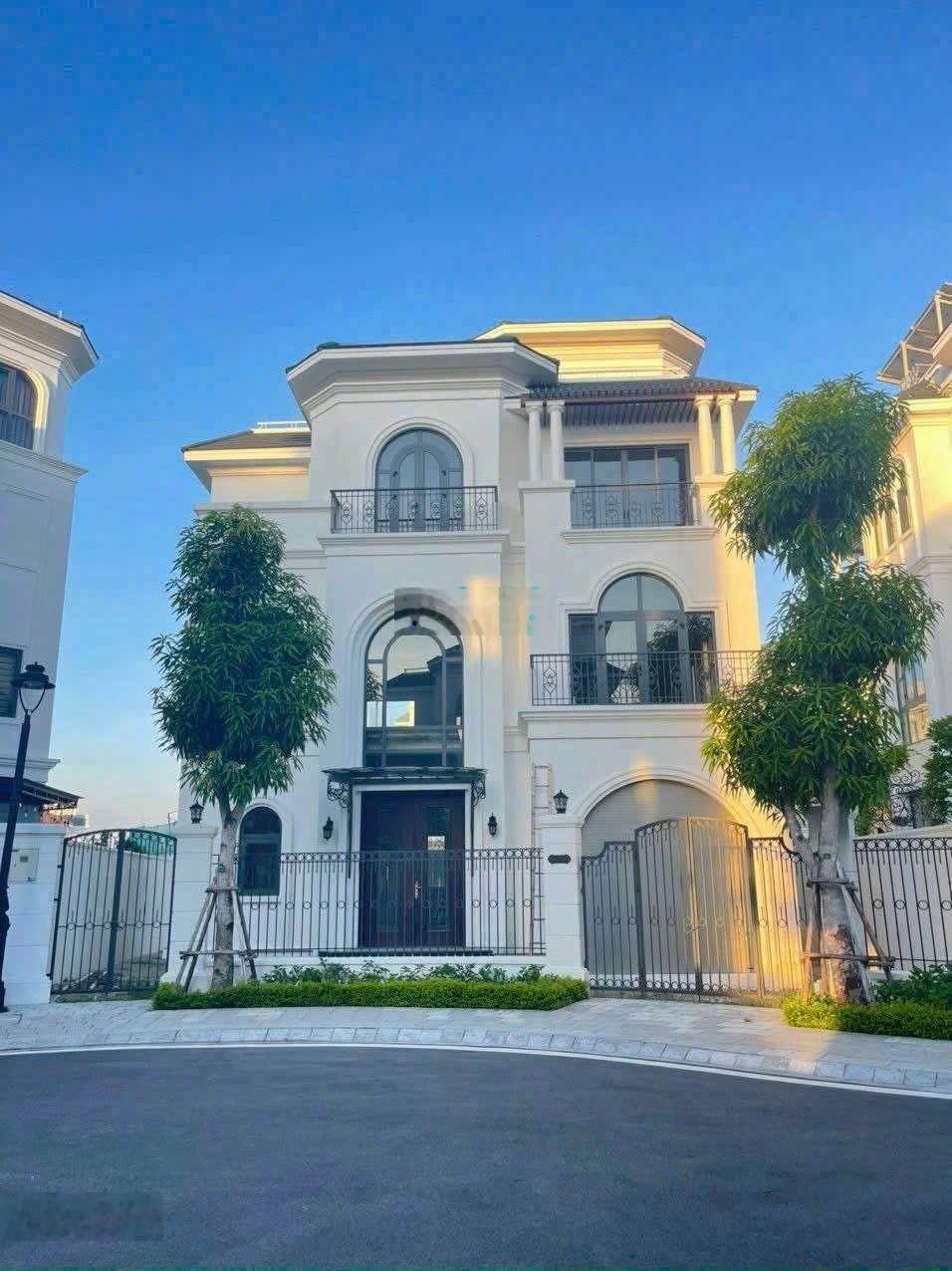 Biệt thự đơn lập Ngọc Trai Vinhomes Marina