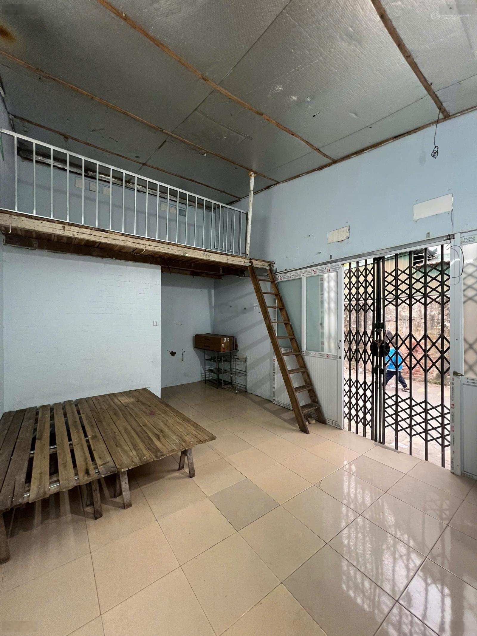 Cho thuê nhà trọ/ cửa hàng đường Ngọc Hồi