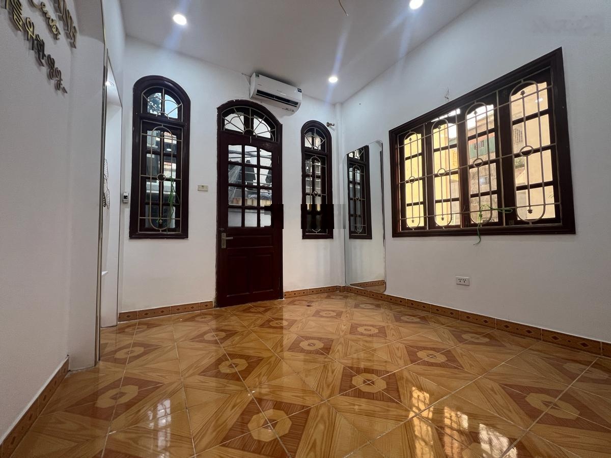 Bán NR lô góc, 3 mặt thoáng 6,888 tỷ, 3PN, 4WC, tại Bùi Xương Trạch, Khương Đình, Thanh Xuân