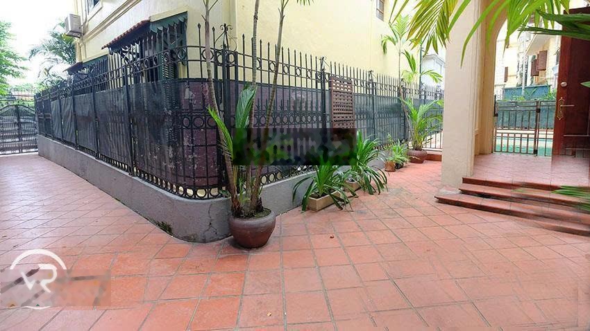 Vị trí siêu víp tại bán đảo Quảng An, biệt thự 286m2 x 4 tầng. Giá: 97 tỷ