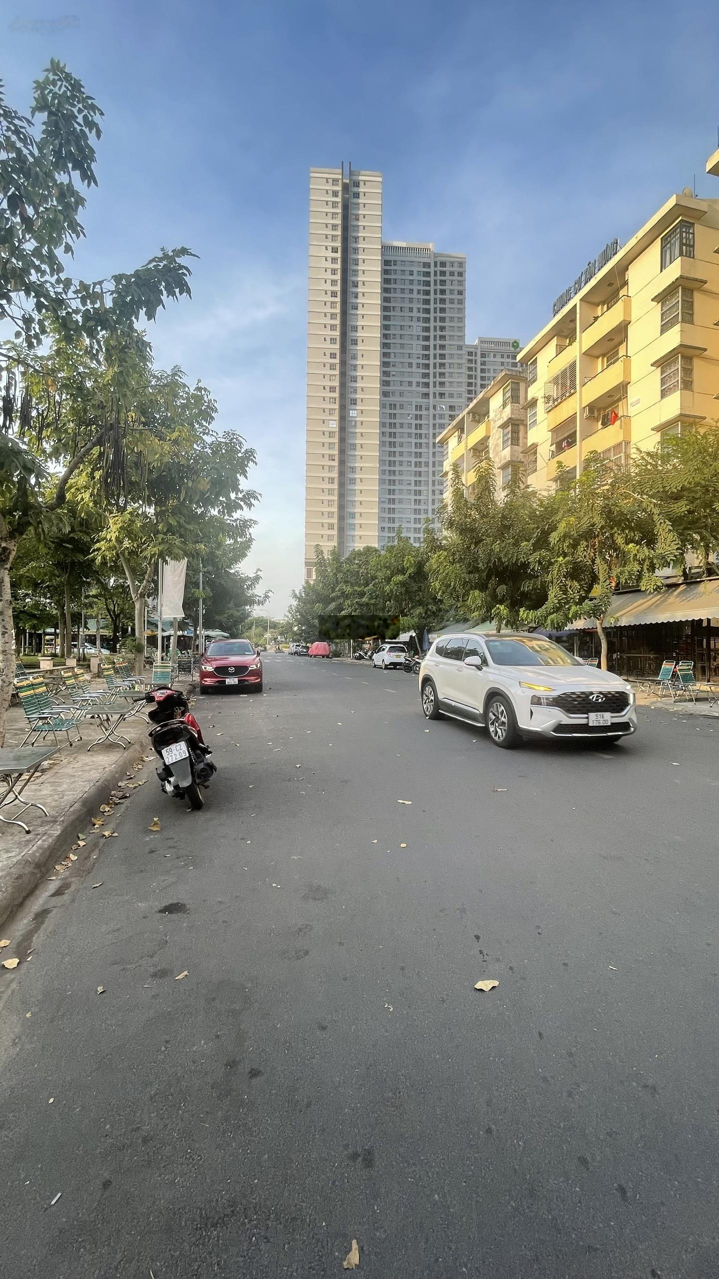 Chính chủ cho thuê nhà nguyên 30 triệu - Căn nhà Mặt Tiền 4 tầng - khu đô thị Him Lam p Tân Hưng Q7