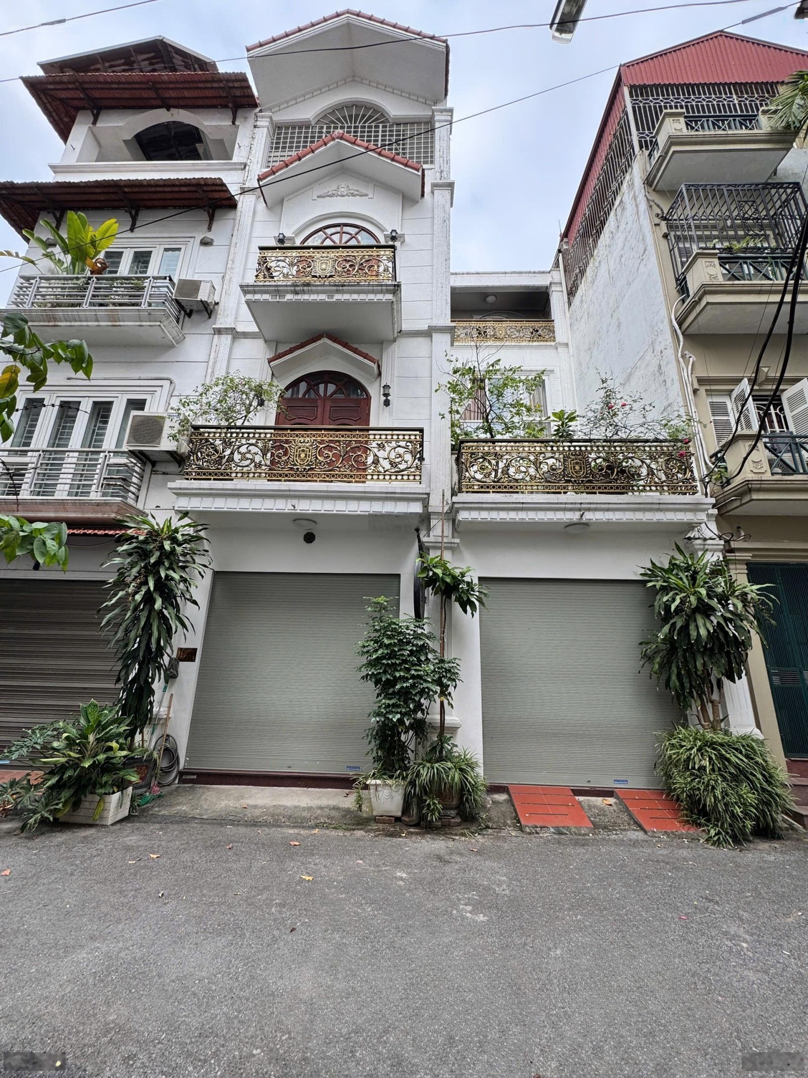 Bán nhà riêng 85m2 tại Bồ Đề, Long Biên, Hà Nội, dân xây tâm huyết, ô tô tránh, ở ngay