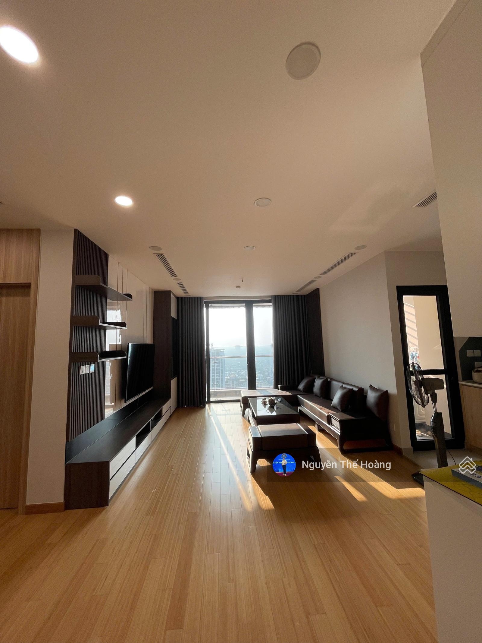 Giá thật, Bán CH 3N - 2WC 86m2 tòa Legend. Tầng trung BC mát mẻ, Full đồ, Sổ đỏ sẵn, giá 10 tỷ 3