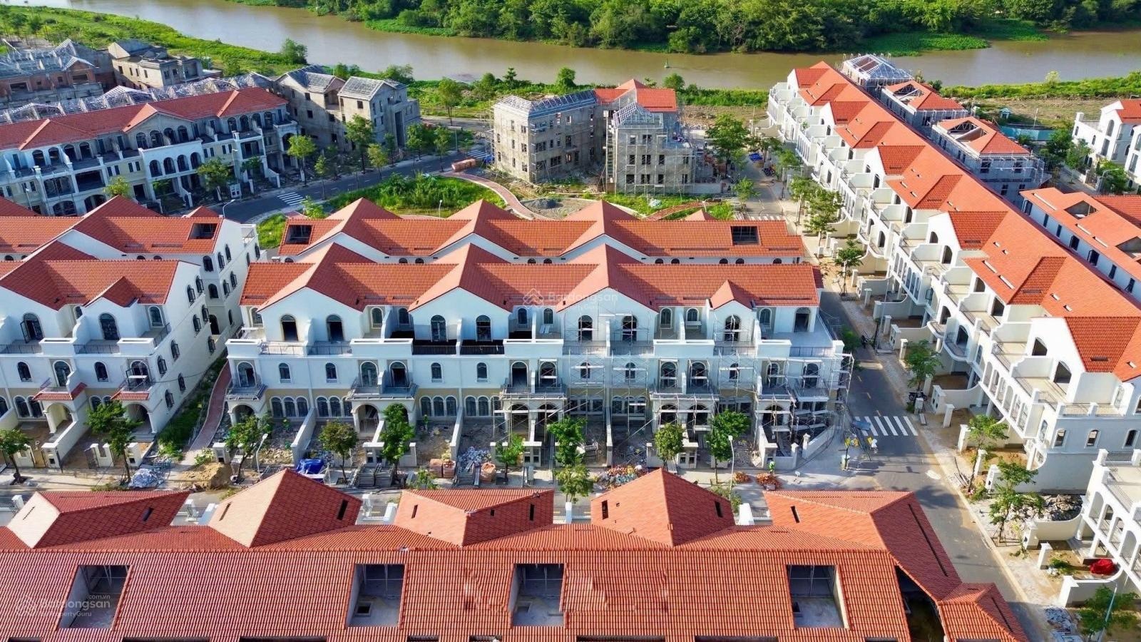 Rổ hàng BT song lập Aqua City tháng 12/202. 8x20m bán 8.9 tỷ, 200m2 giá 10,5 tỷ... LH: 0901353450