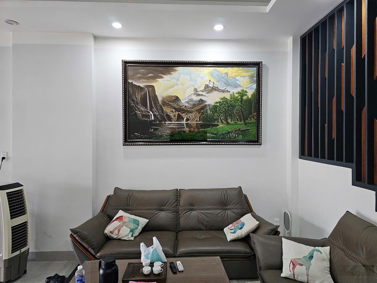 Cho thuê nhà đẹp mặt tiền khu dân cư D2D ở kinh doanh