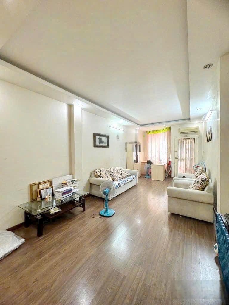 Nhà 5 tầng, mặt tiền đường 10m, khu nội bộ Phạm Thế Hiển P4 Q8