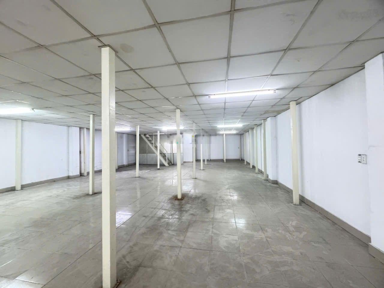 Mặt tiền Nguyễn Ảnh Thủ Hiệp Thành Quận 12, giá rẻ 35.9 tỷ