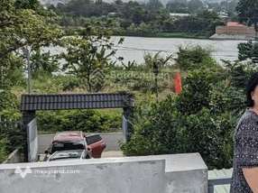 Bán nhà vườn đẹp nghỉ dưỡng, có ST, view hồ, núi, cảnh đẹp, mát 9x45m gần trục đường cách TPBR 5km