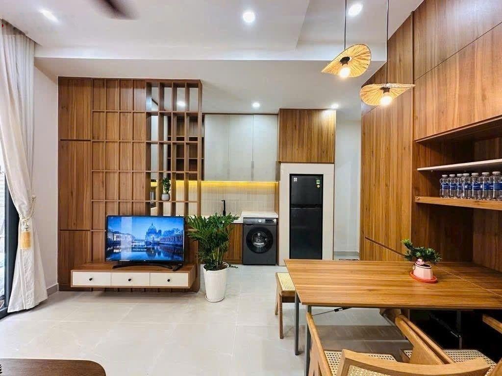 Bán nhà HXH thông - Lê Quang Định - Phan Văn Trị, Bình Thạnh-52m (4 x 13)- 4 tầng - 5Pn.