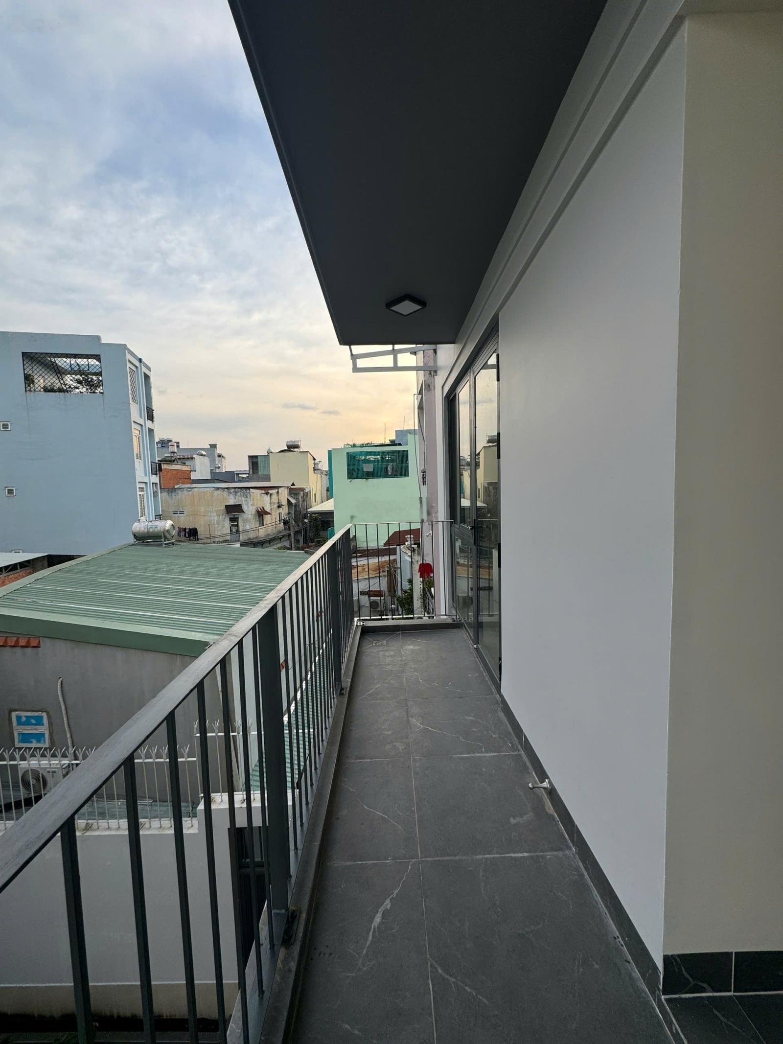 Phòng 25m2 full nội thất, thoáng mát, rộng rãi, sạch sẽ, phạm văn bạch