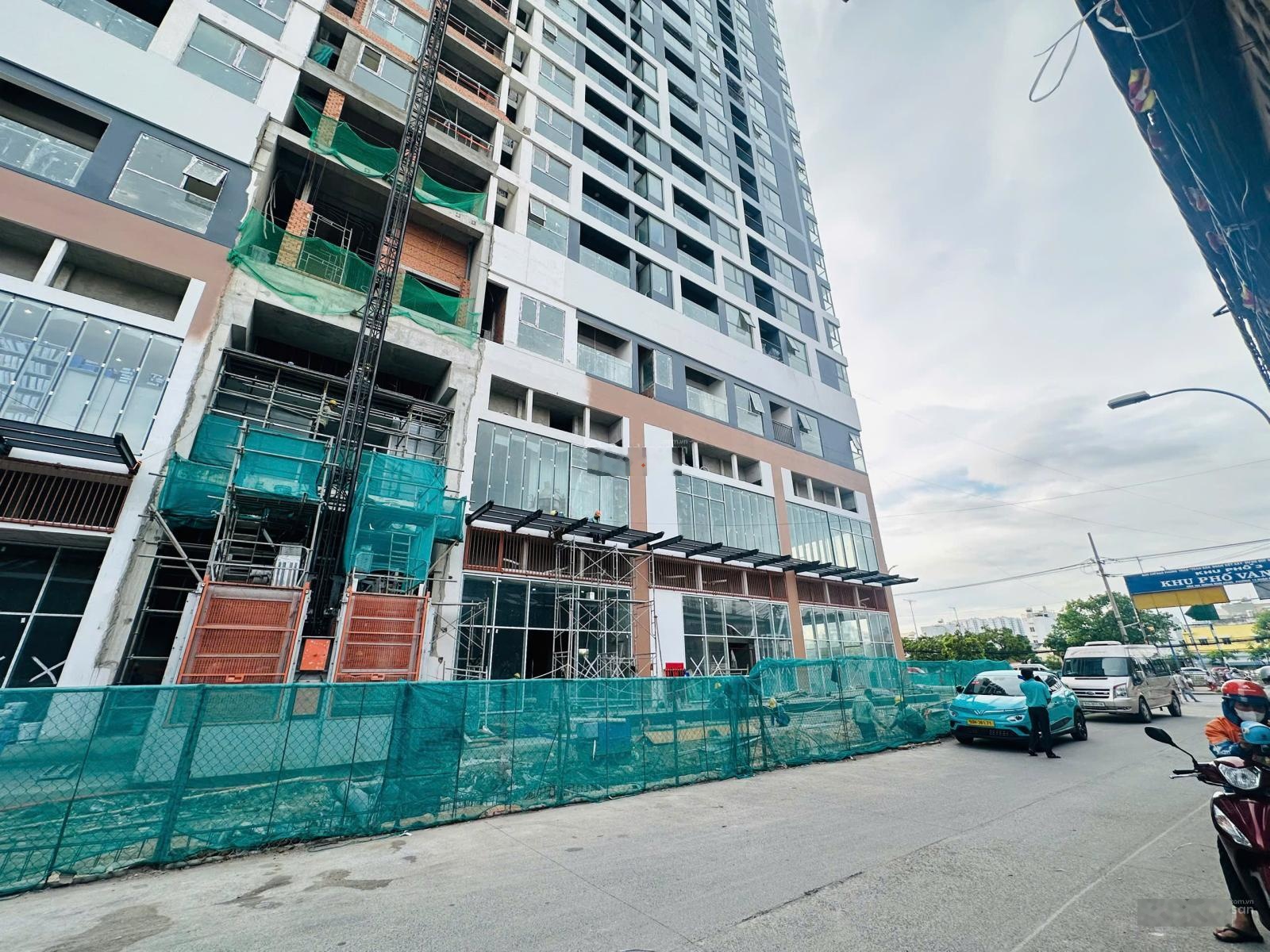 Kinh doanh thuận lợi vị trí vàng Bình Đông Quận 8 shophouse 90m2 sổ hồng riêng TT 40% nhận nhà