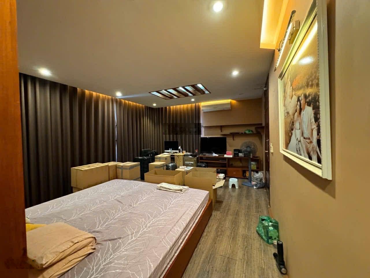 BIỆT THỰ SÂN VƯỜN MẶT PHỐ TÂY HỒ, Chủ nhà hiền lành thân thiện