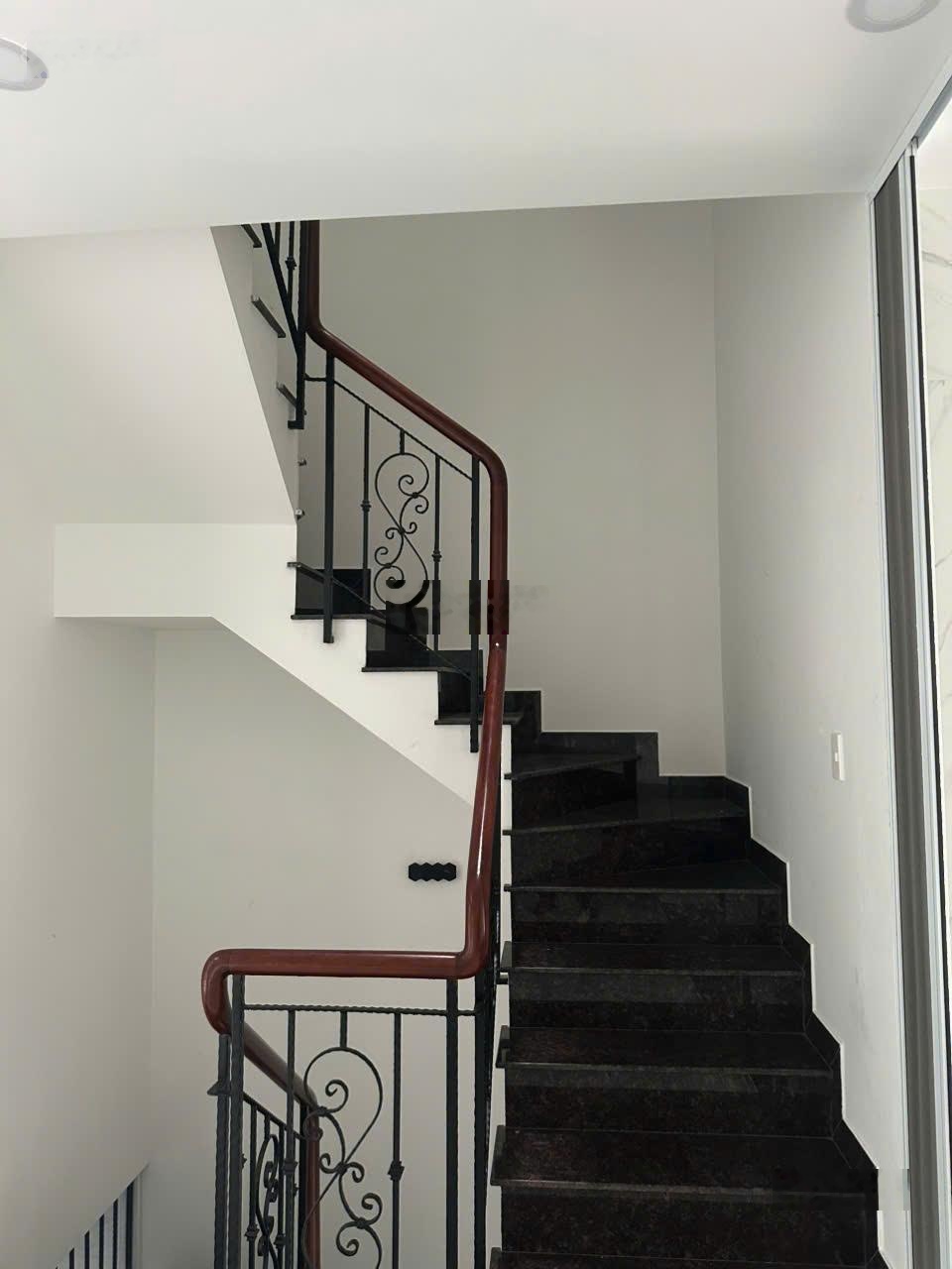 Cho Thuê Văn Phòng Khu đô thị Him Lam Kênh Tẻ Giá Rẻ T12/2025