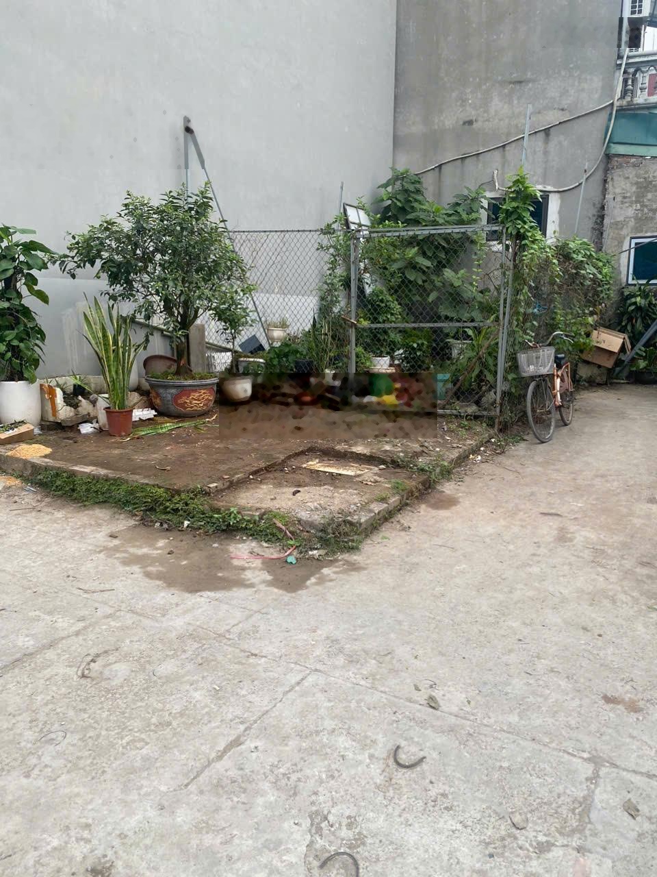 Chính chủ cần bán lô đất 2 mặt tiền oto đỗ cửa tại Ngô Xuân Quảng