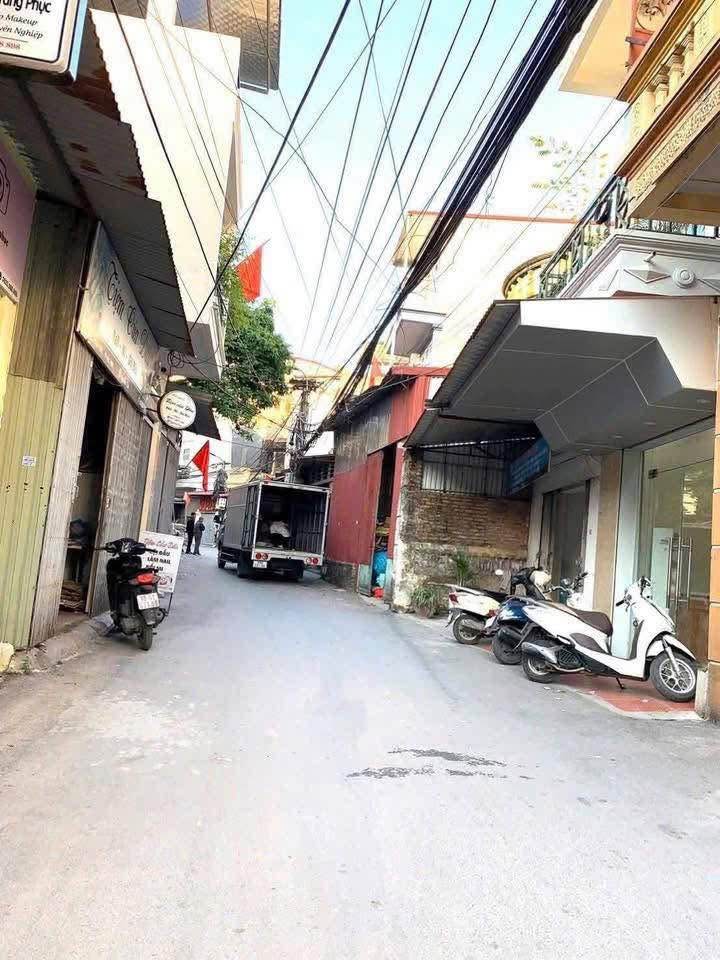 Bán nhà thổ cư 68m2, 4m mặt tiền, đường ô tô tránh, gần trường học tại Từ Sơn, Bắc Ninh